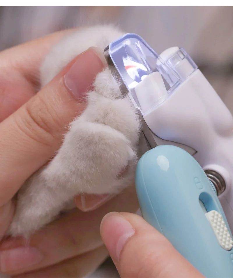Pet Set Go™ LED Pet Nail Clippers